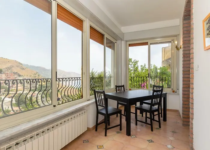 La Finestra Di Taormina